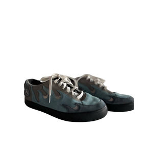 Vintage 90s AIRWALK Scorch Blue Flame Singe Skateboard Sneaker Sz 9